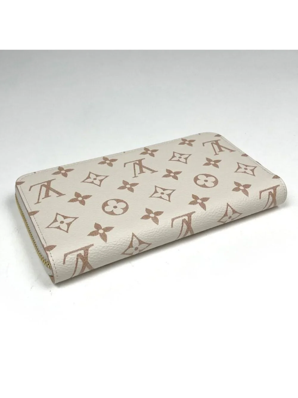 Louis Vuitton Zippy Wallet Zip Around Monogram Dune